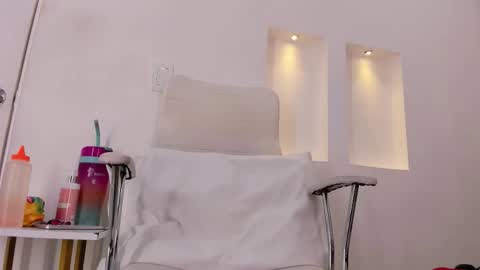 celeste_smmith_ online show from 11-14-25, 11:09