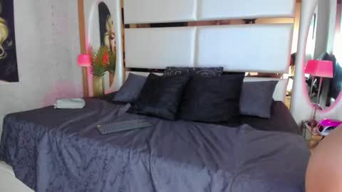 Snapshot of celeste_starsss chatting on 03-05-25, 09:26 celeste_starsss online show from 03-05-25, 09:26