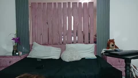 Celeste AND Dylan online show from 09-25-25, 07:12