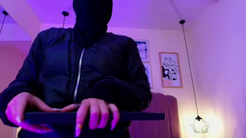 Celeste online show from 05-06-26, 11:15
