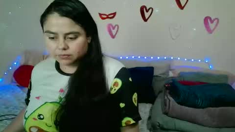 Snapshot of celestehot222 chatting on 11-13-25, 05:06 celestehot222 online show from 11-13-25, 05:06