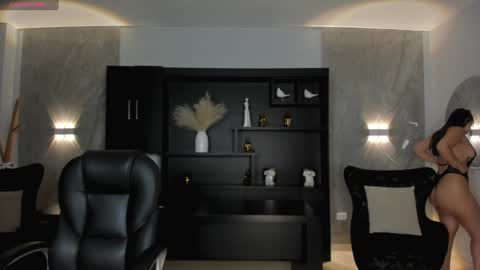 Snapshot of celestepalmer_x chatting on 01-28-25, 02:11 Celeste online show from 01-28-25, 02:11