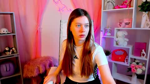 Snapshot of celestinemauriac chatting on 03-16-26, 12:31 your cute kitty online show from 03-16-26, 12:31