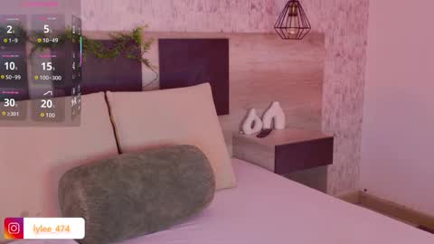 Snapshot of celine_lee chatting on 01-13-26, 04:23 Celine online show from 01-13-26, 04:23