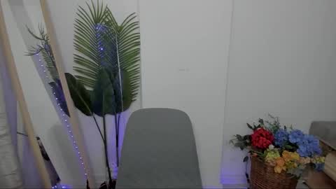 Celine Roxelle online show from 10-10-25, 06:51