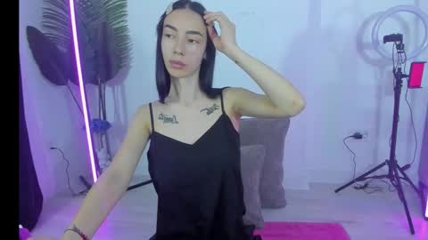 Celine Roxelle online show from 11-10-25, 05:39