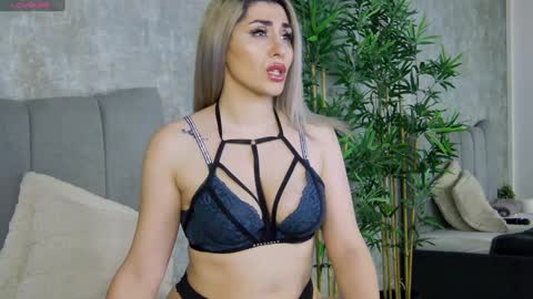 CelineMeyer online show from 12-04-24, 11:08