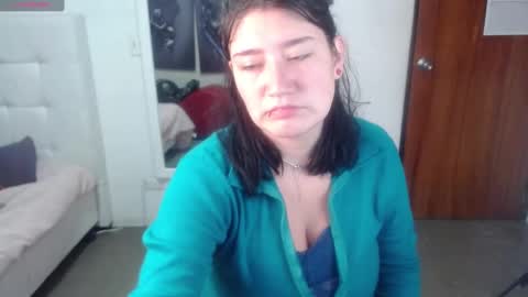 Cerecita  online show from 02-06-25, 12:48