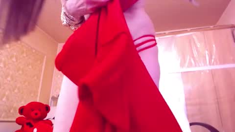 Cerise online show from 05-03-26, 12:38