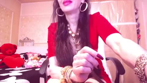 Cerise online show from 06-20-26, 12:14