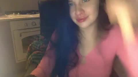 Snapshot of cerisedood82 chatting on 11-07-25, 10:54 Eva online show from 11-07-25, 10:54