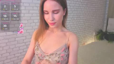 Milana online show from 09-15-25, 05:18