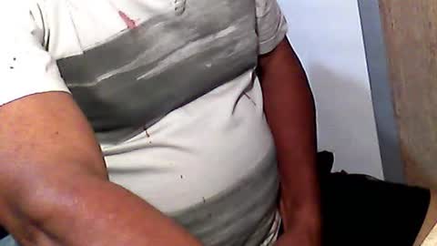 Snapshot of cesar1956 chatting on 07-21-26, 06:43 cesar1956 online show from 07-21-26, 06:43