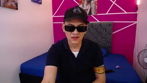 Snapshot of cesirry chatting on 07-16-26, 07:20 Cesirry online show from 07-16-26, 07:20