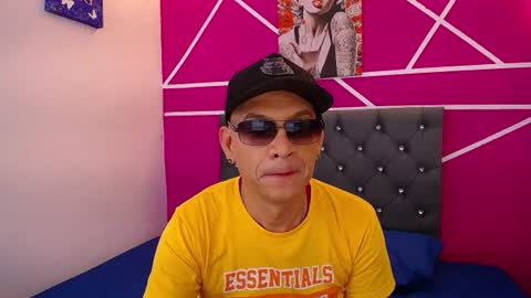 Snapshot of cesirry chatting on 07-21-26, 12:40 Cesirry online show from 07-21-26, 12:40
