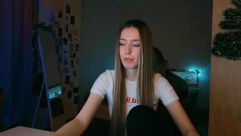 my name is Eva online show from 12-21-25, 09:33