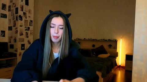 my name is Eva online show from 01-14-26, 07:19