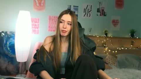 my name is Eva online show from 01-16-26, 07:40