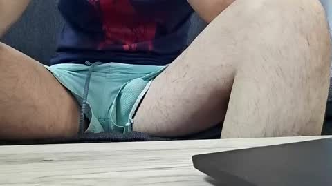 Snapshot of cezarking85 chatting on 01-26-25, 06:37 cezarking85 online show from 01-26-25, 06:37