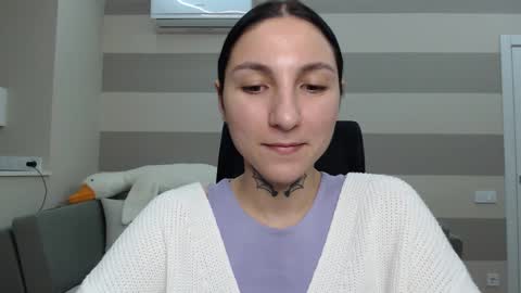 Snapshot of chabibiann chatting on 12-03-24, 12:27 Kate online show from 12-03-24, 12:27
