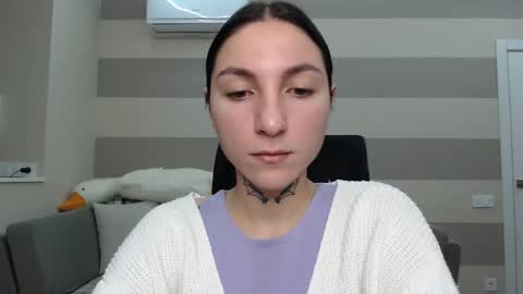 Snapshot of chabibiann chatting on 12-16-24, 06:43 Kate online show from 12-16-24, 06:43