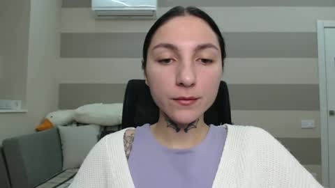 Snapshot of chabibiann chatting on 12-19-24, 07:07 Kate online show from 12-19-24, 07:07
