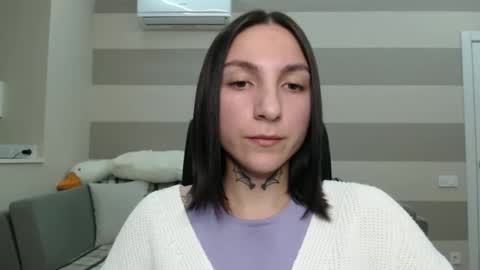 Snapshot of chabibiann chatting on 12-19-24, 02:24 Kate online show from 12-19-24, 02:24