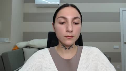 Snapshot of chabibiann chatting on 12-24-24, 02:01 Kate online show from 12-24-24, 02:01