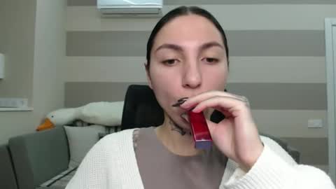 Snapshot of chabibiann chatting on 12-27-24, 06:14 Kate online show from 12-27-24, 06:14