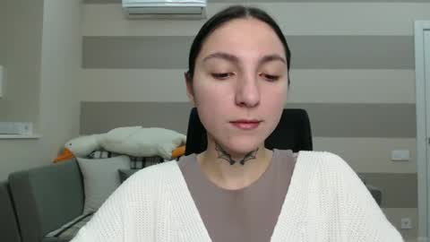 Snapshot of chabibiann chatting on 01-07-25, 06:38 Kate online show from 01-07-25, 06:38