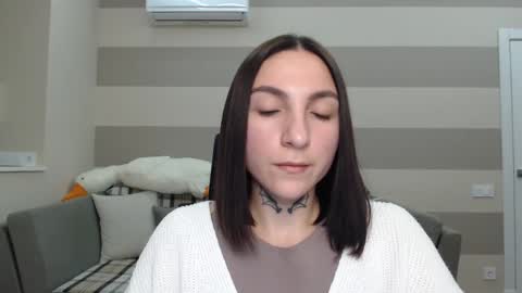 Snapshot of chabibiann chatting on 01-22-25, 02:03 Kate online show from 01-22-25, 02:03