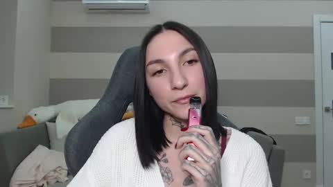 Snapshot of chabibiann chatting on 02-27-25, 10:04 Kate online show from 02-27-25, 10:04
