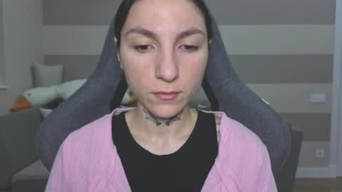Kate online show from 05-13-26, 06:33