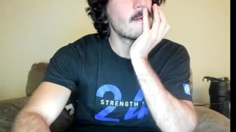 Snapshot of chadpowerz chatting on 10-08-25, 06:55 Lydong online show from 10-08-25, 06:55