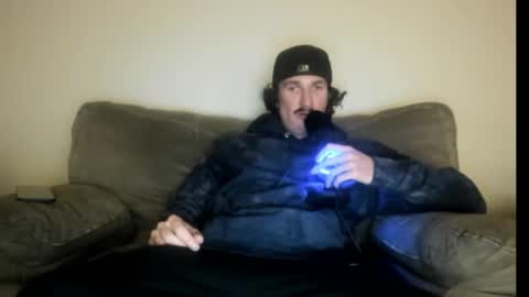 Snapshot of chadpowerz chatting on 10-11-25, 02:00 Lydong online show from 10-11-25, 02:00