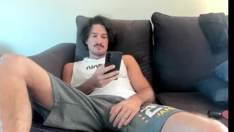 Snapshot of chadpowerz chatting on 10-16-25, 07:26 Lydong online show from 10-16-25, 07:26