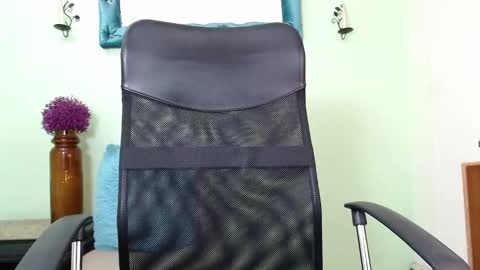 Chalon  online show from 03-30-26, 07:04