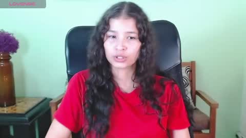 Snapshot of chalonvera chatting on 04-22-26, 10:33 Chalon online show from 04-22-26, 10:33