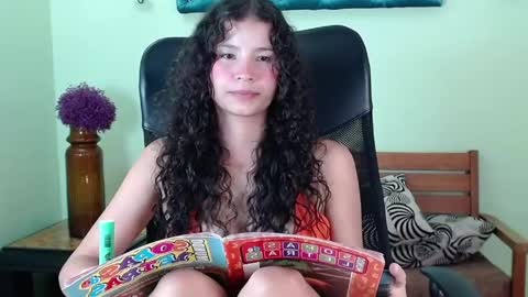 Snapshot of chalonvera chatting on 05-16-26, 07:45 Chalon online show from 05-16-26, 07:45