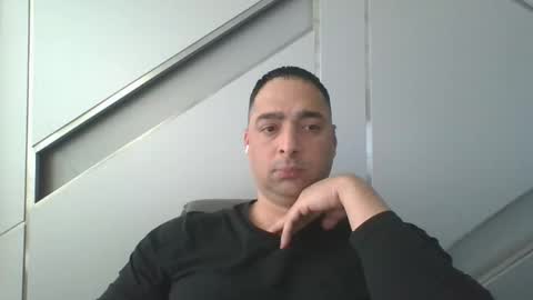 Snapshot of champ_yo chatting on 09-14-25, 07:51 Champ online show from 09-14-25, 07:51