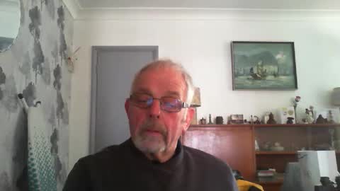 Champers online show from 04-22-26, 08:28