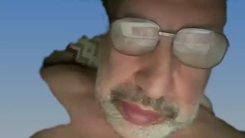 Snapshot of champsex305610 chatting on 10-13-25, 12:21 champsex305610 online show from 10-13-25, 12:21