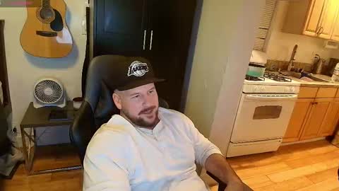 Chance Cruise online show from 11-16-25, 01:00