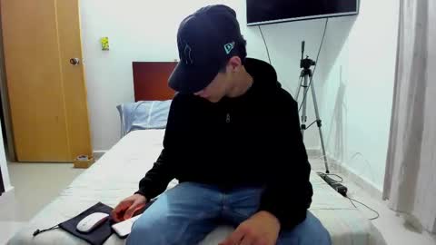 Kenji online show from 11-18-25, 04:17