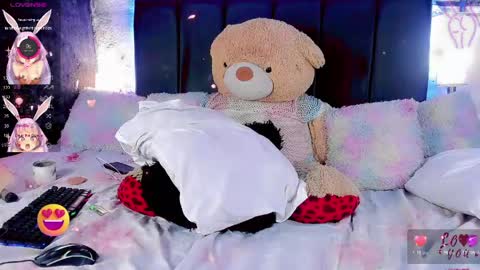 pamela online show from 05-10-26, 02:17