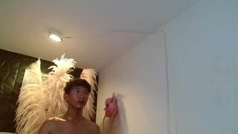 chanel_bitch783354 online show from 03-10-26, 08:14