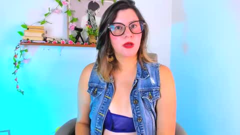Snapshot of chanell_taylor_ chatting on 03-08-26, 10:30 chanell online show from 03-08-26, 10:30