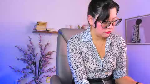 Snapshot of chanell_taylor_ chatting on 05-11-26, 12:44 chanell online show from 05-11-26, 12:44