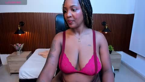 Chanel online show from 02-13-25, 06:05