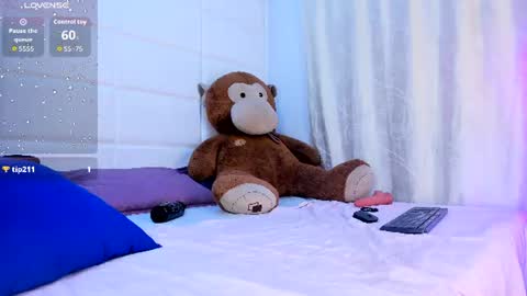 C H A N N E L online show from 06-22-26, 03:25